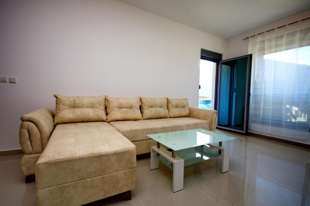 Apartment Dobrota Tomici  ภายนอก รูปภาพ