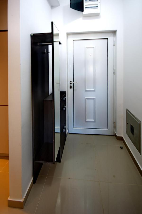 Apartment Dobrota Tomici  ภายนอก รูปภาพ