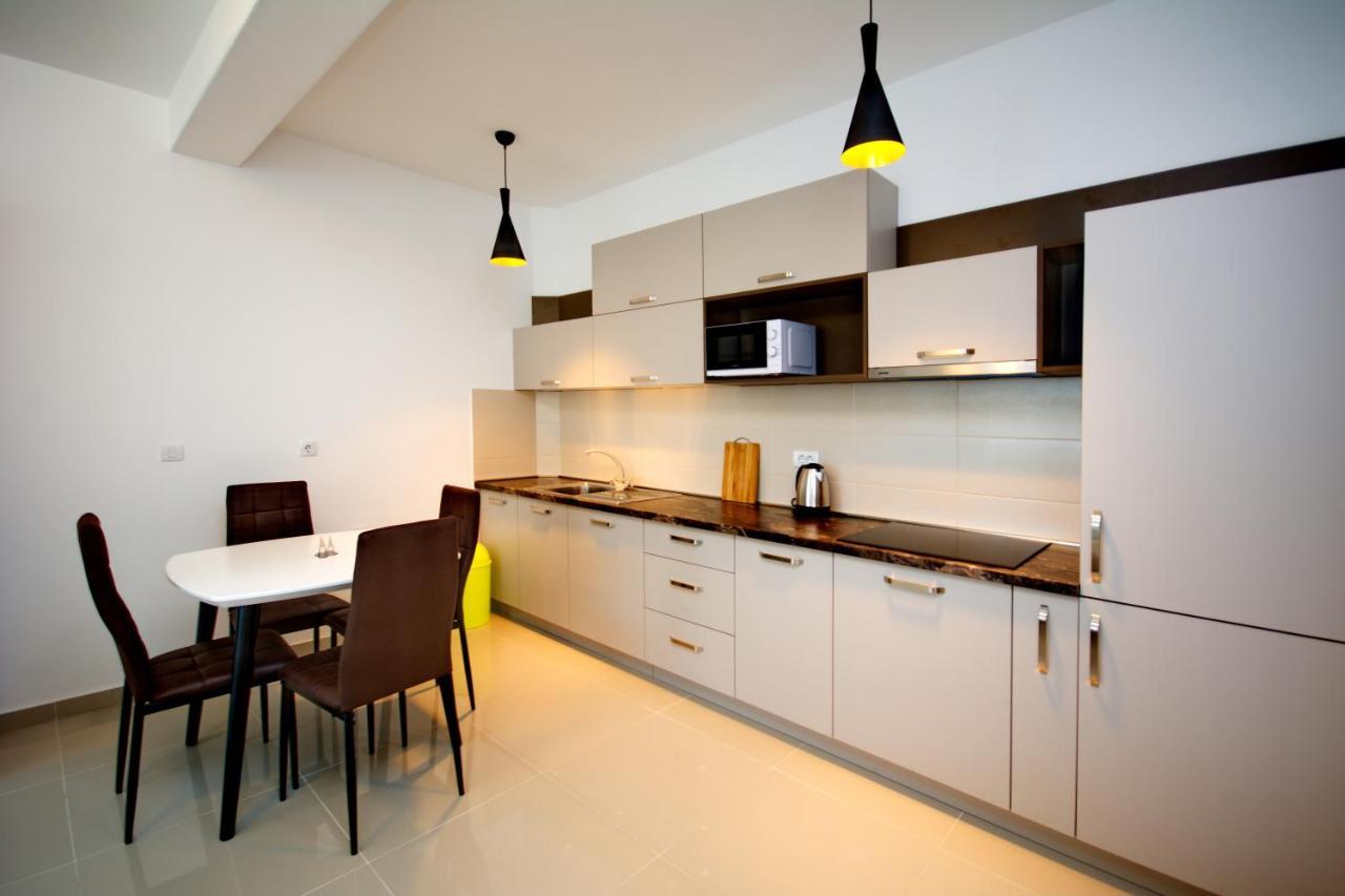 Apartment Dobrota Tomici  ภายนอก รูปภาพ
